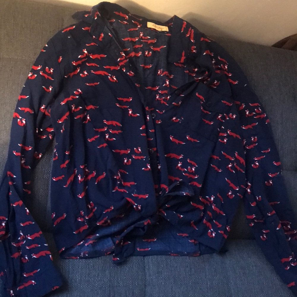 Long sleeve button down with tye